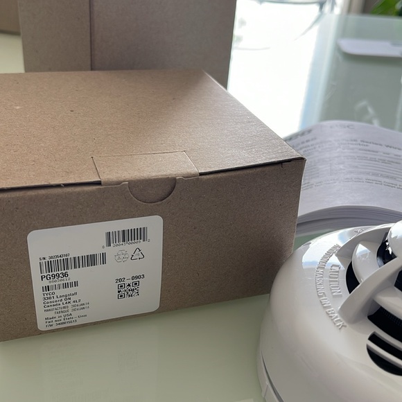 🔥🔥💨 HOME Wireless Smoke & Heat Detectors (x2) - Brand New - Picture 7 of 9